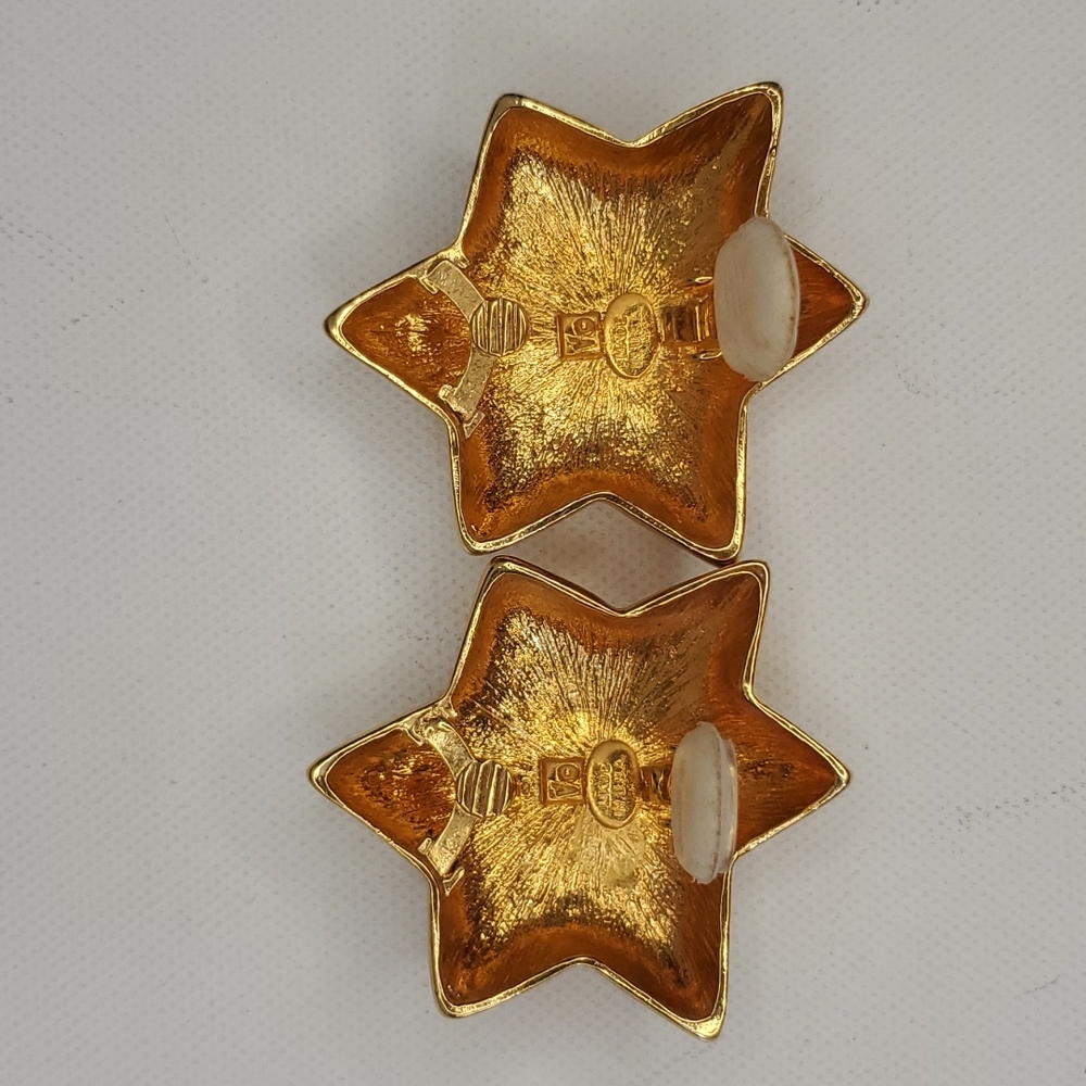 Les Bernard Vogue Celestial Large Designer gold Star earrings - Picture 5 of 8